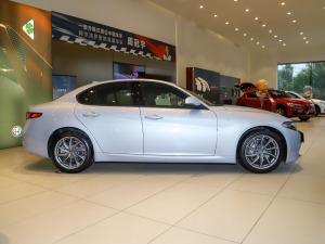 20222.0T 280HP Ti {ذ (c)ң