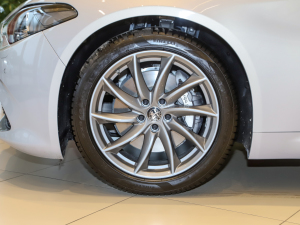 2022款2.0T 280HP Ti 驾控版 轮圈