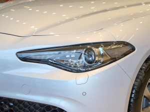 2022款2.0T 280HP Ti 驾控版 大灯