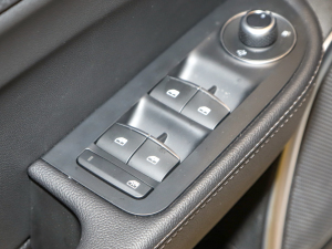 20222.0T 280HP Ti {ذ п؅^(q)