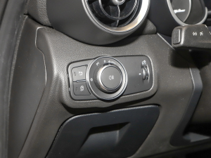 20222.0T 280HP Ti {ذ п؅^(q)