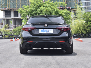 2022款Giulia 2.0T 280HP Veloce 赛道版