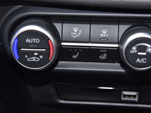 20222.0T 280HP Veloce ِ g