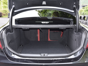 2022款2.0T 280HP Veloce 赛道版 空间座椅