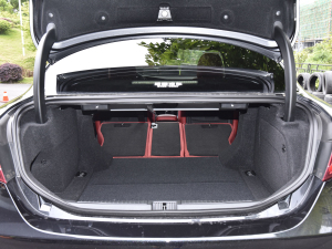 2022款2.0T 280HP Veloce 赛道版 空间座椅