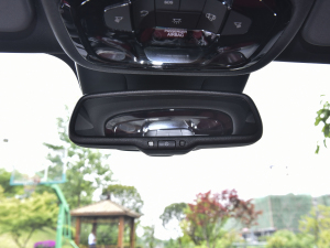 2022款2.0T 280HP Veloce 赛道版 车内后视镜