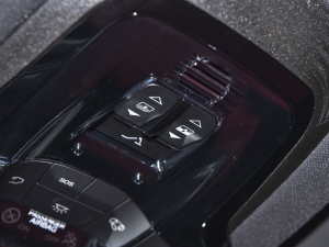 20222.0T 280HP Veloce ِ п؅^