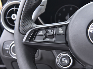 20222.0T 280HP Veloce ِ п؅^