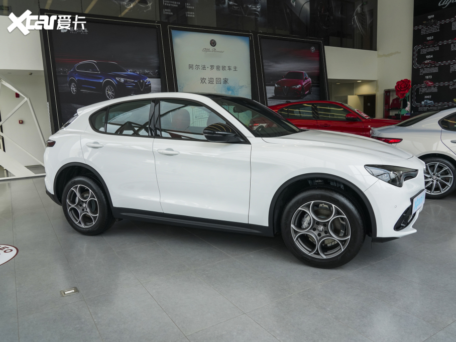 2023Stelvio˹̹S 2.0T 280HP Sprintv 