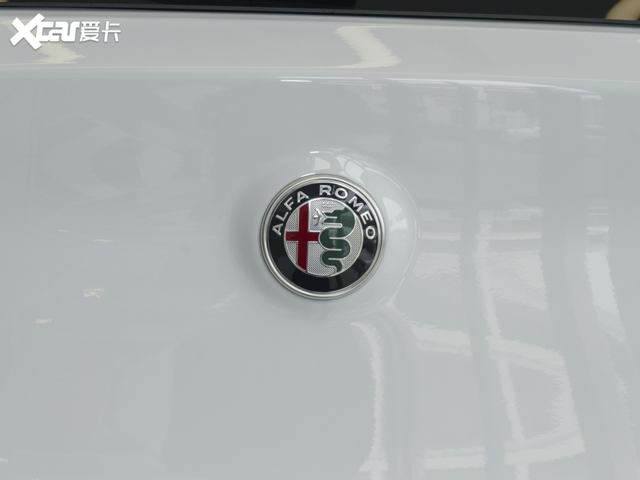 2023Stelvio˹̹S 2.0T 280HP Sprintv 