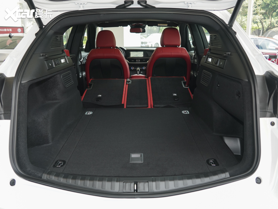 2023Stelvio˹̹S 2.0T 280HP Sprintv 