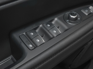 20232.0T 280HP Sprintv  {܇ƅ^	