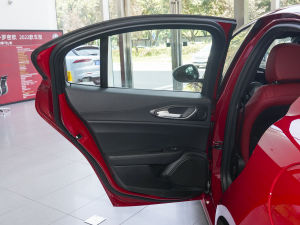 20232.0T 280HP v ܇T