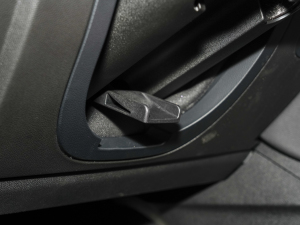 20232.0T 280HP v п؅^