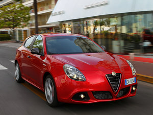 2013Quadrifoglio Verde w^