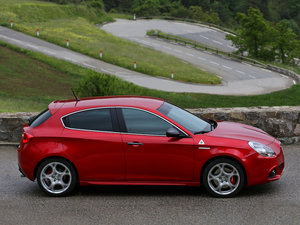 2013Quadrifoglio Verde w^