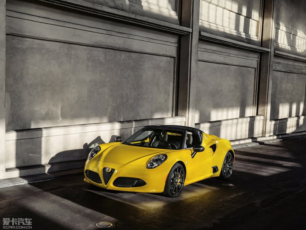 2015��4C Spider