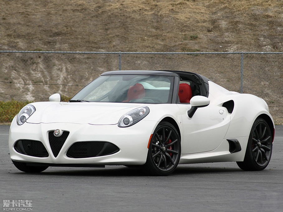 2015��4C Spider