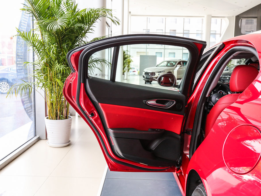 2017Giulia~ 280HP Milano