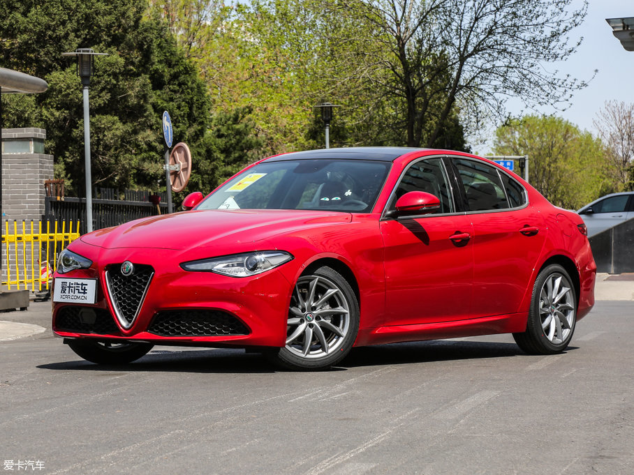 2017Giulia~ 200HP A