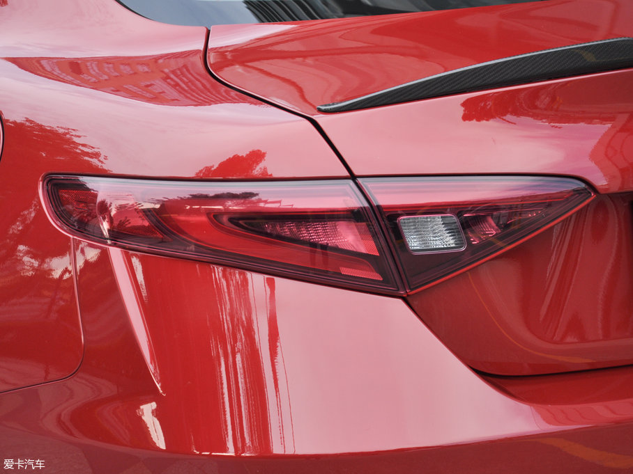 2017Giulia~ QV 510HP ~ݰ