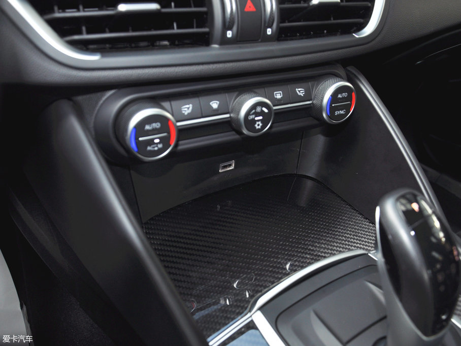 2017Giulia~ QV 510HP ~ݰ