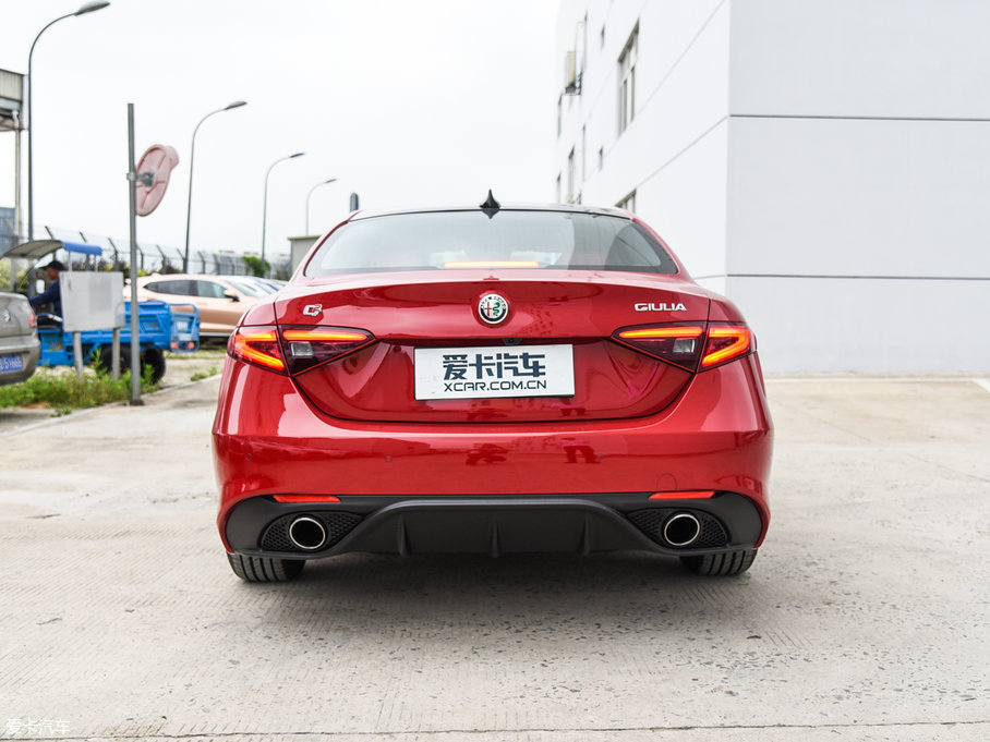 2017Giulia~ 280HP A\Ӱ