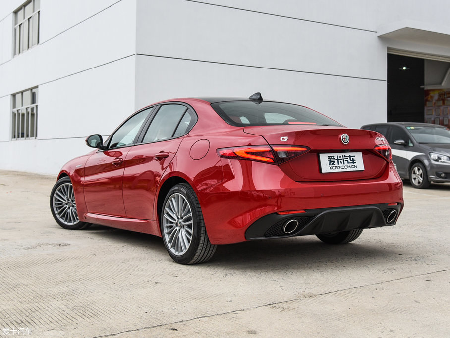 2017Giulia~ 280HP A\(yn)(dng)