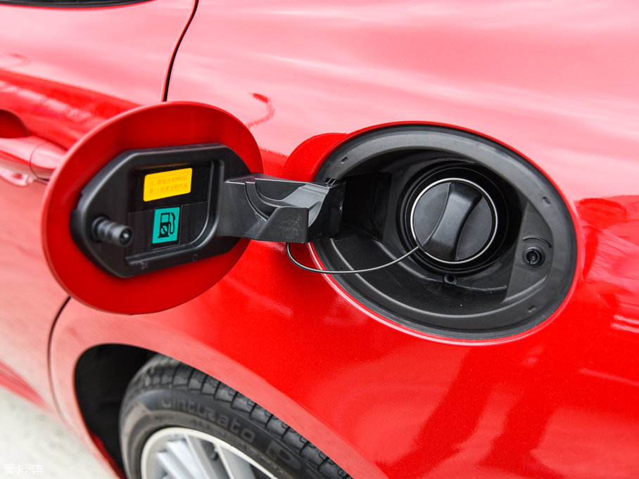 2017Giulia~ 280HP A\Ӱ