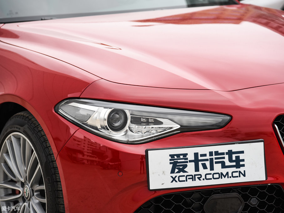 2017Giulia~ 280HP A\Ӱ