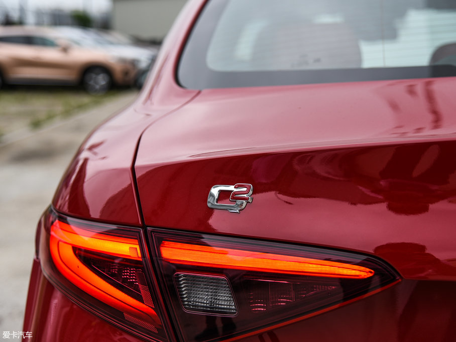 2017Giulia~ 280HP A\Ӱ