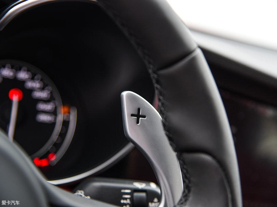 2017Giulia~ 280HP A\Ӱ