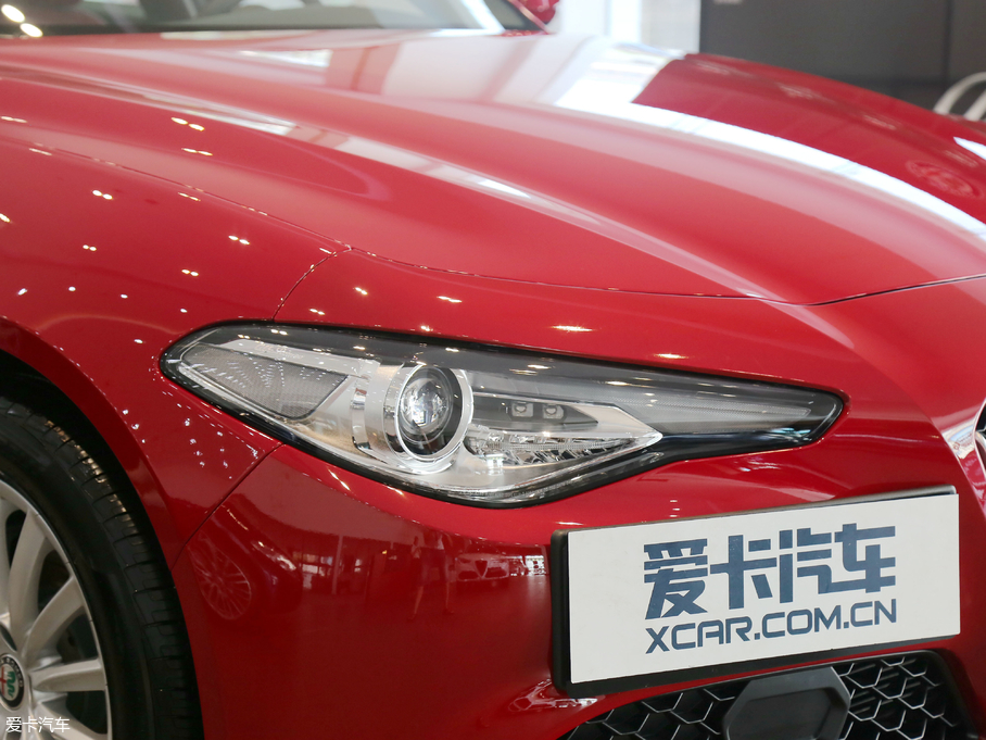 2017Giulia~ 200HP Ӣ