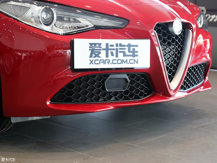 2017Giulia~ 200HP Ӣ