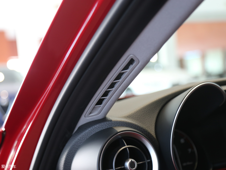 2017Giulia~ 200HP Ӣ