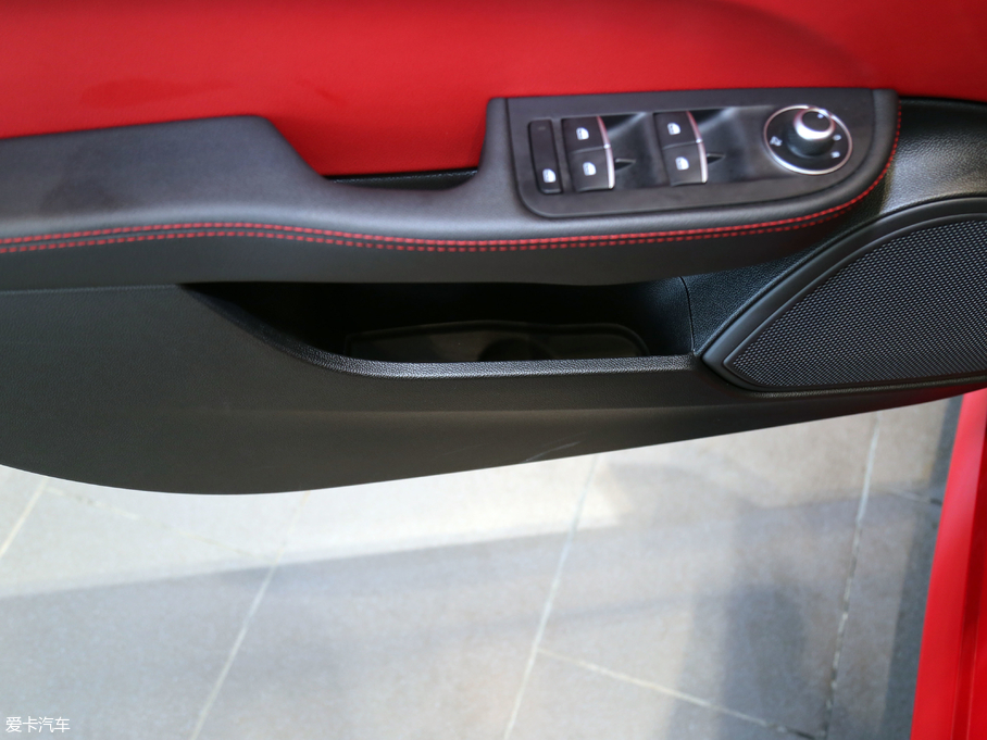 2017Giulia~ 200HP Ӣ