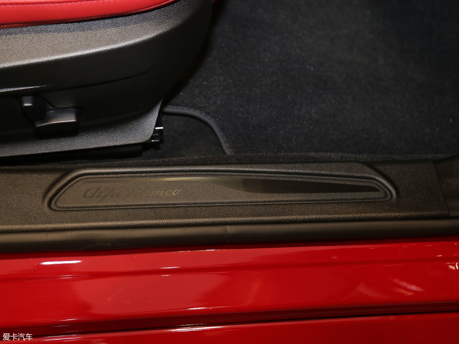 2017Giulia~ 200HP Ӣ