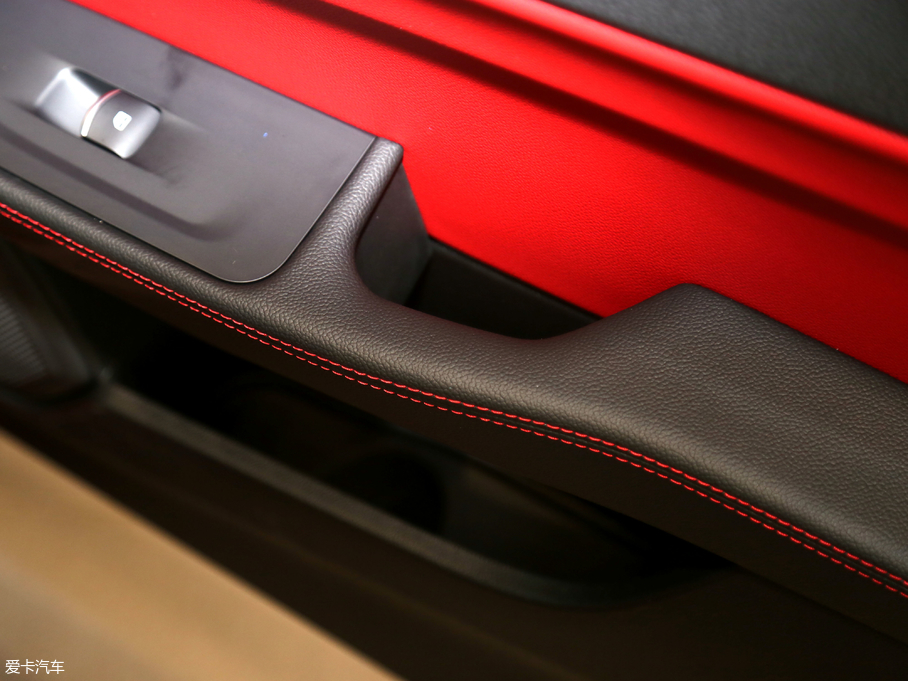 2017Giulia~ 200HP Ӣ