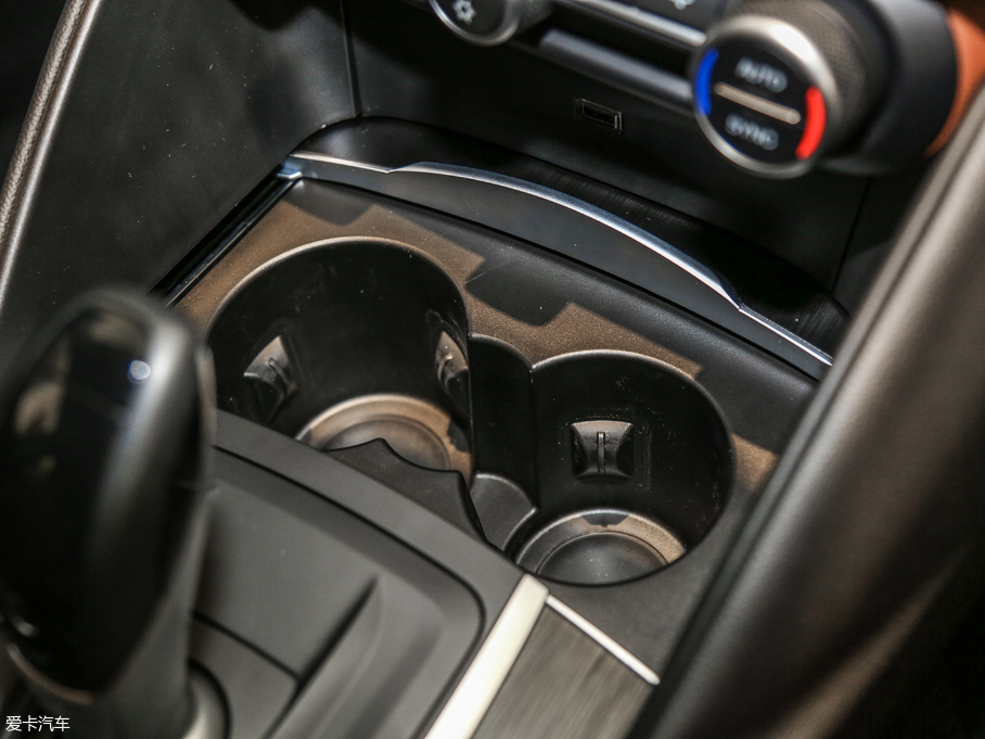 2017Giulia~ 200HP Ӣ