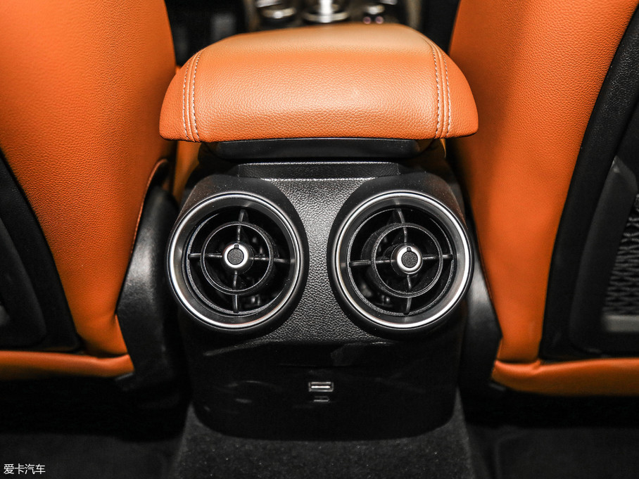 2017Giulia~ 200HP Ӣ