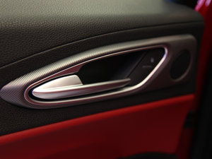 2017款280HP Milano限量版 空间座椅