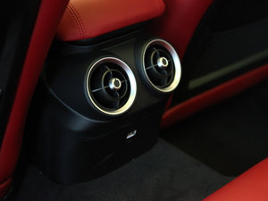 2017款280HP Milano限量版 中控区