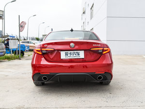 2017款280HP 豪华运动版 正后	
