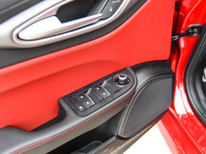 2017款280HP 豪华运动版 主驾车窗控制区	