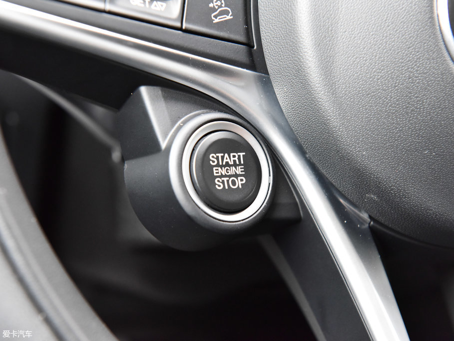 2017Stelvio˹̹S 280HP A