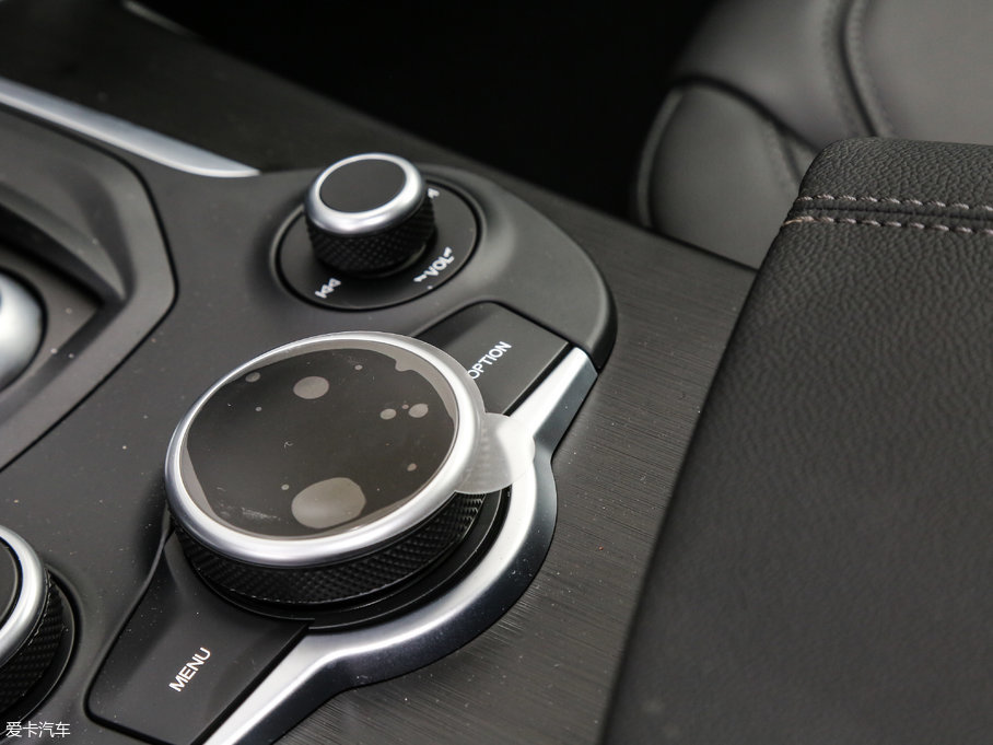 2017Stelvio˹̹S 200HP Ӣ