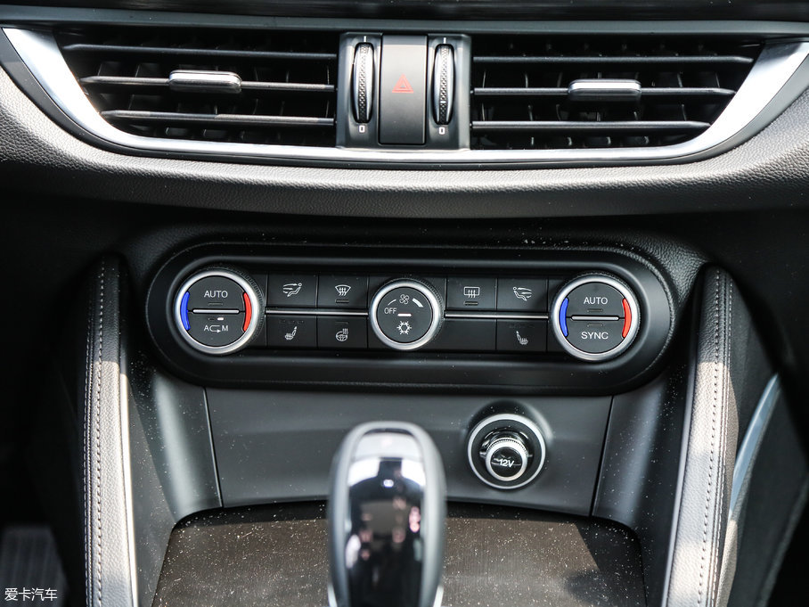 2017Stelvio˹̹S 200HP Ӣ