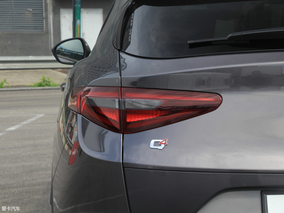 2017Stelvio˹̹S 200HP Ӣ