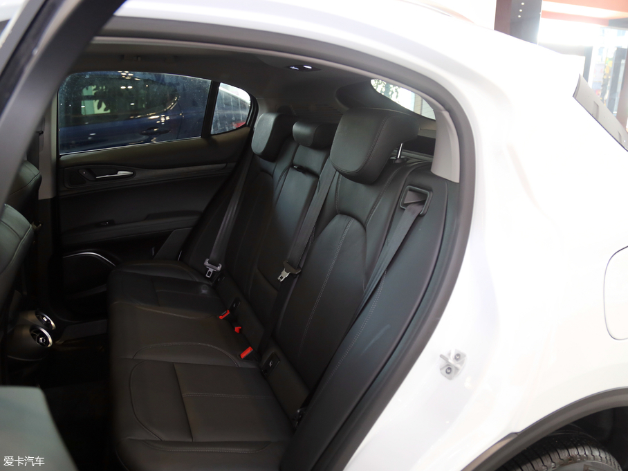 2017Stelvio˹̹S 280HP A