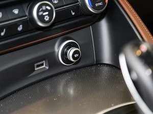 2017200HP Ӣ п؅^(q)